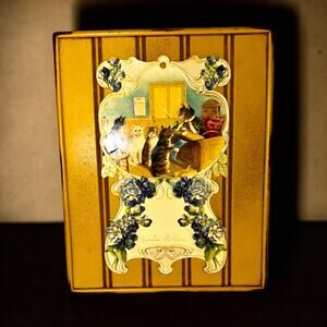 Danielson Designs Cat Lecture Scene Wall Plaque Floral + Quirky Decor